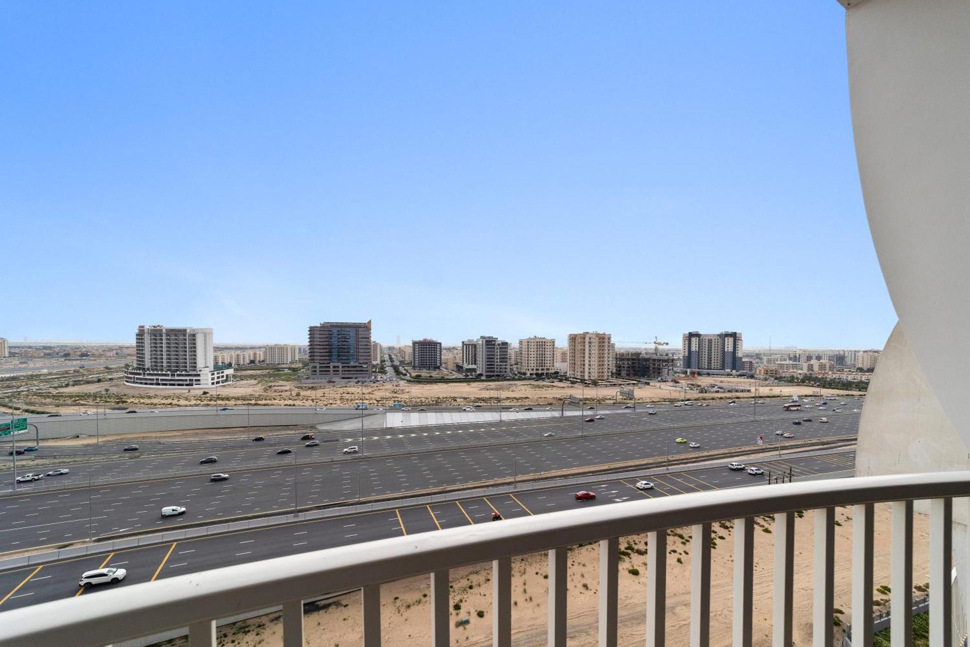Apartment Silkhaus Luxury Near Silicon Shopping Mall Dubai